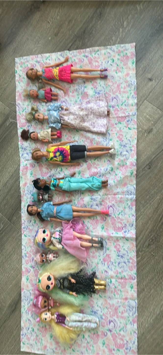 Assorted Dolls - Barbie, LOL Surprise