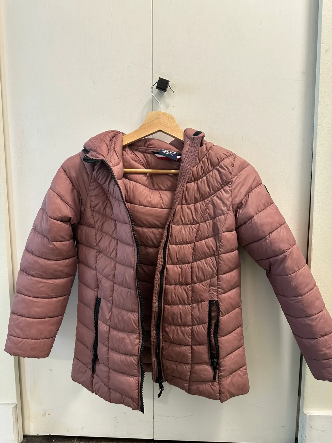 Reebok Puffer Jacket - Size M - Pink image indicator(2)