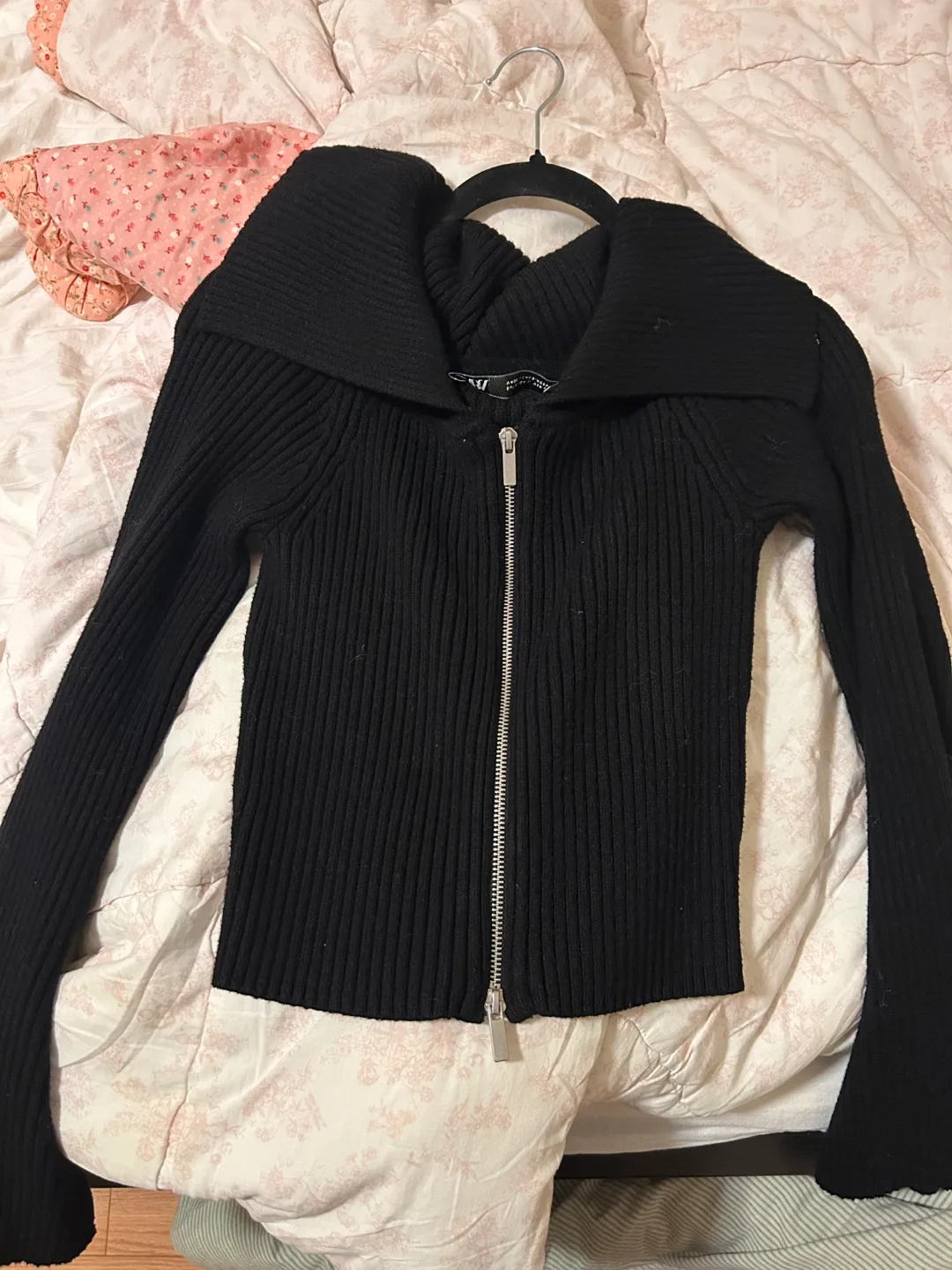Zara Black Knit Zip-Up - Size L thumbnail