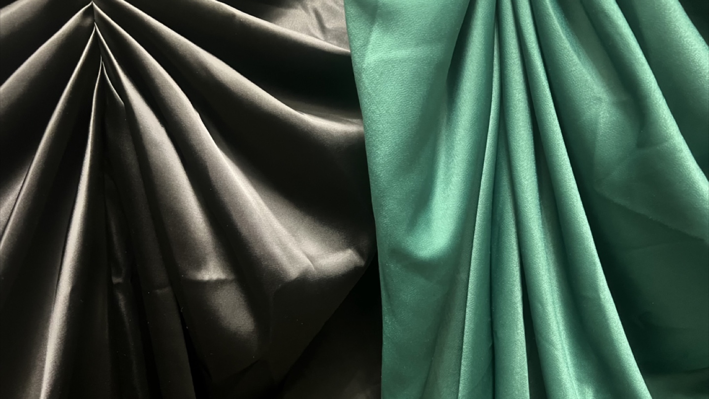 2 Satin Skirts 1X - photo 2
