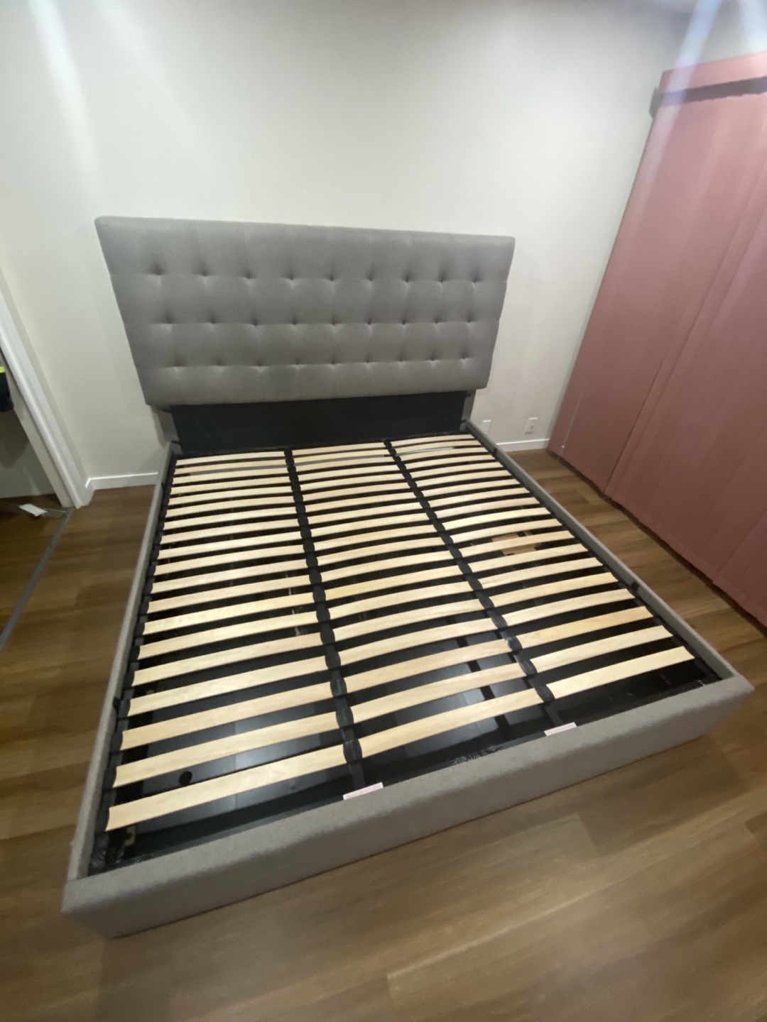 King bed - photo 5