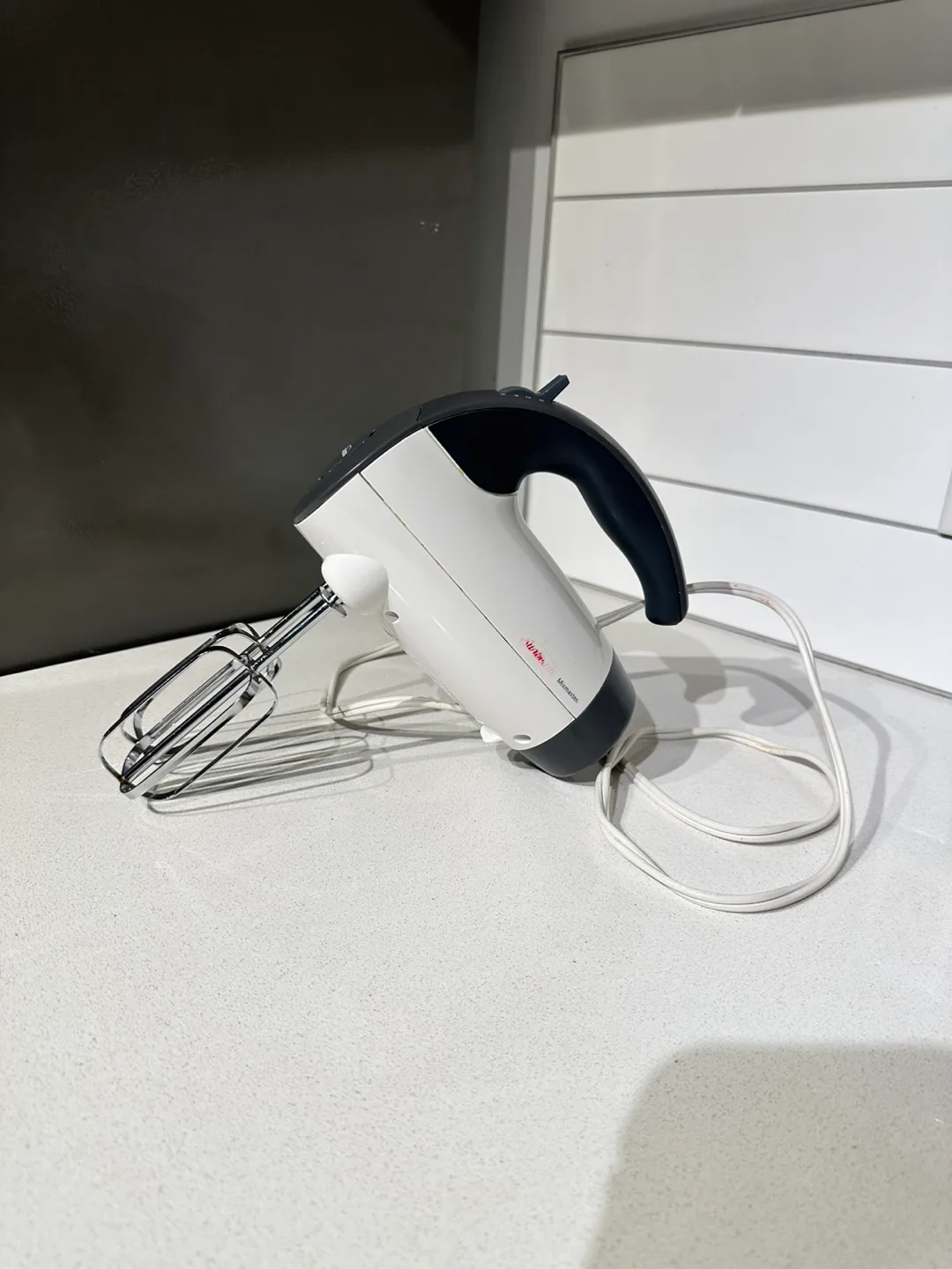 Sunbeam Hand Mixer image indicator(2)