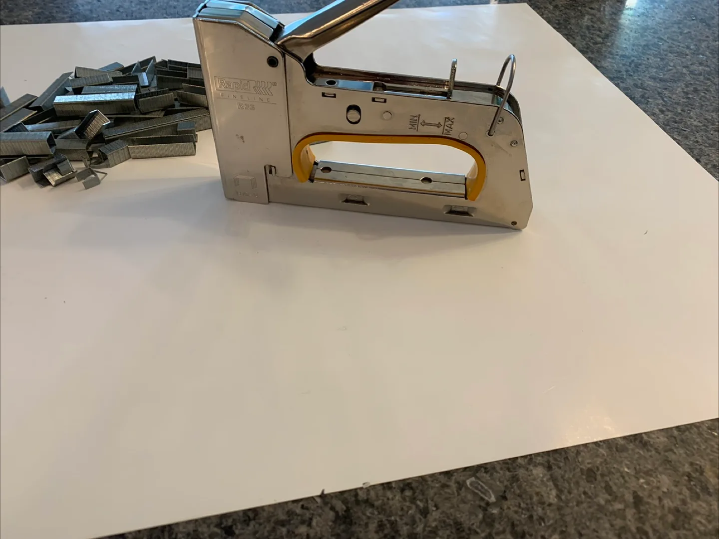 Rapid R33 Staple Gun image indicator(4)