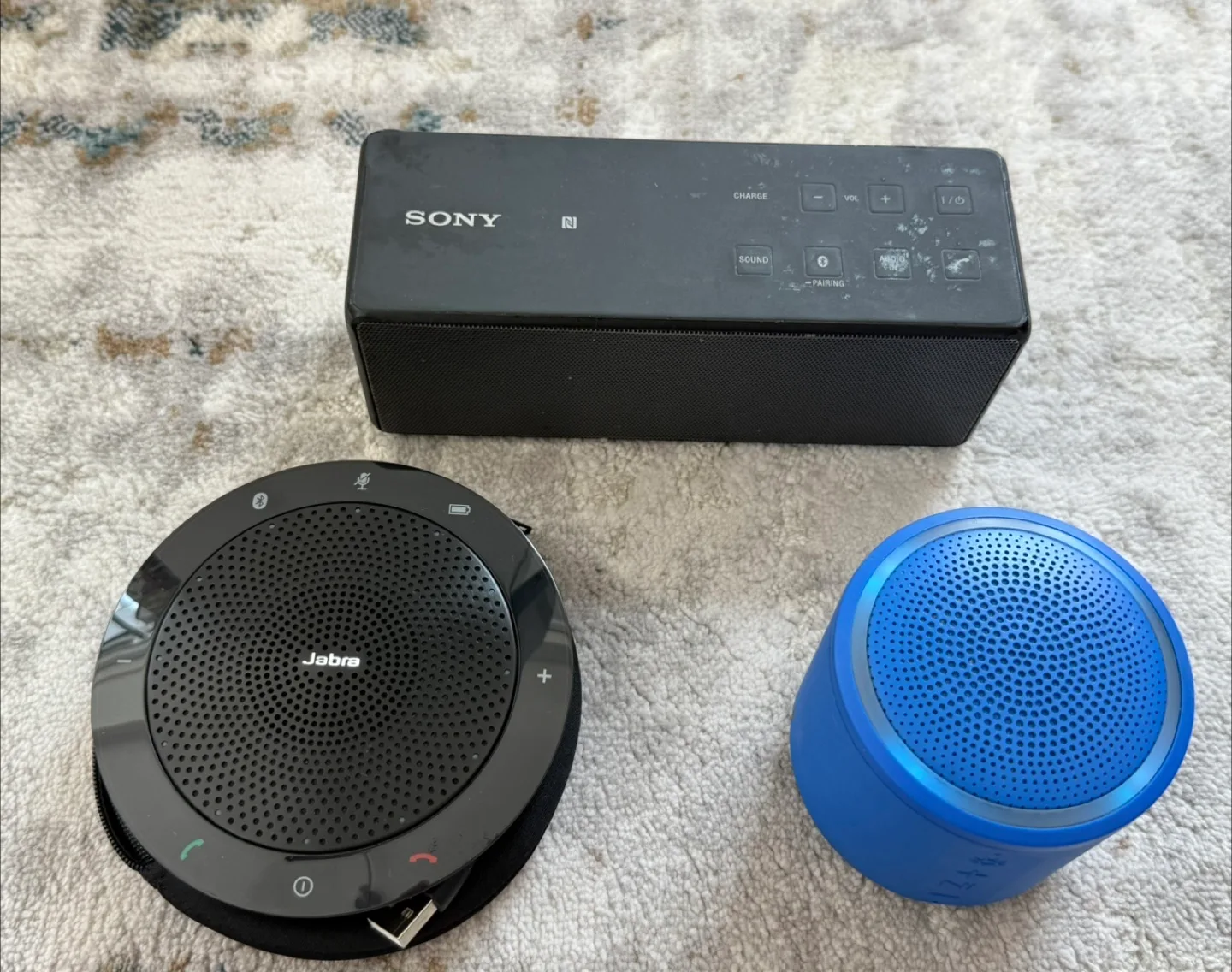 3 Bluetooth Speakers Sony/Jabra/Blackweb. thumbnail