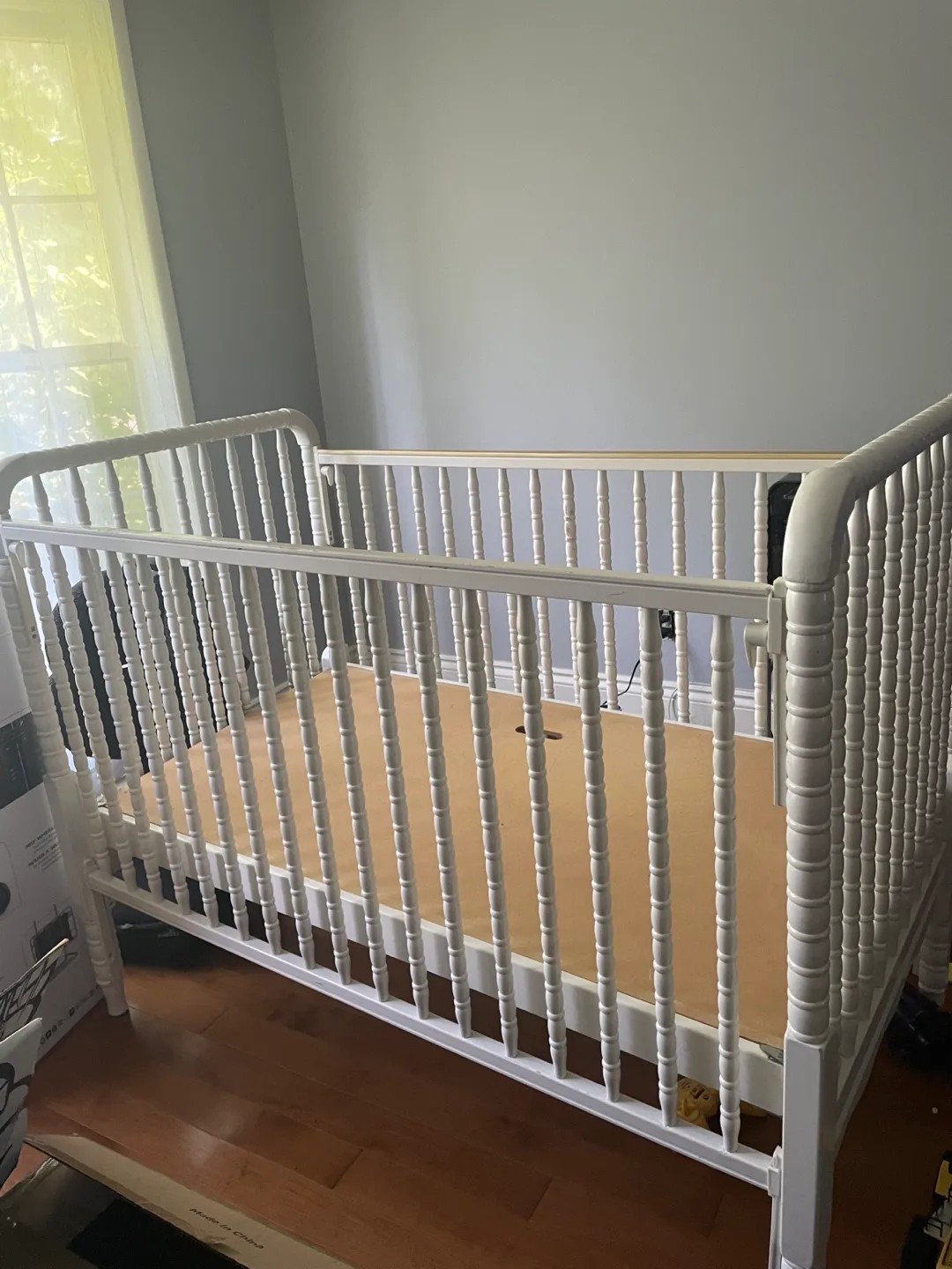 Convertible White Crib （Best） thumbnail