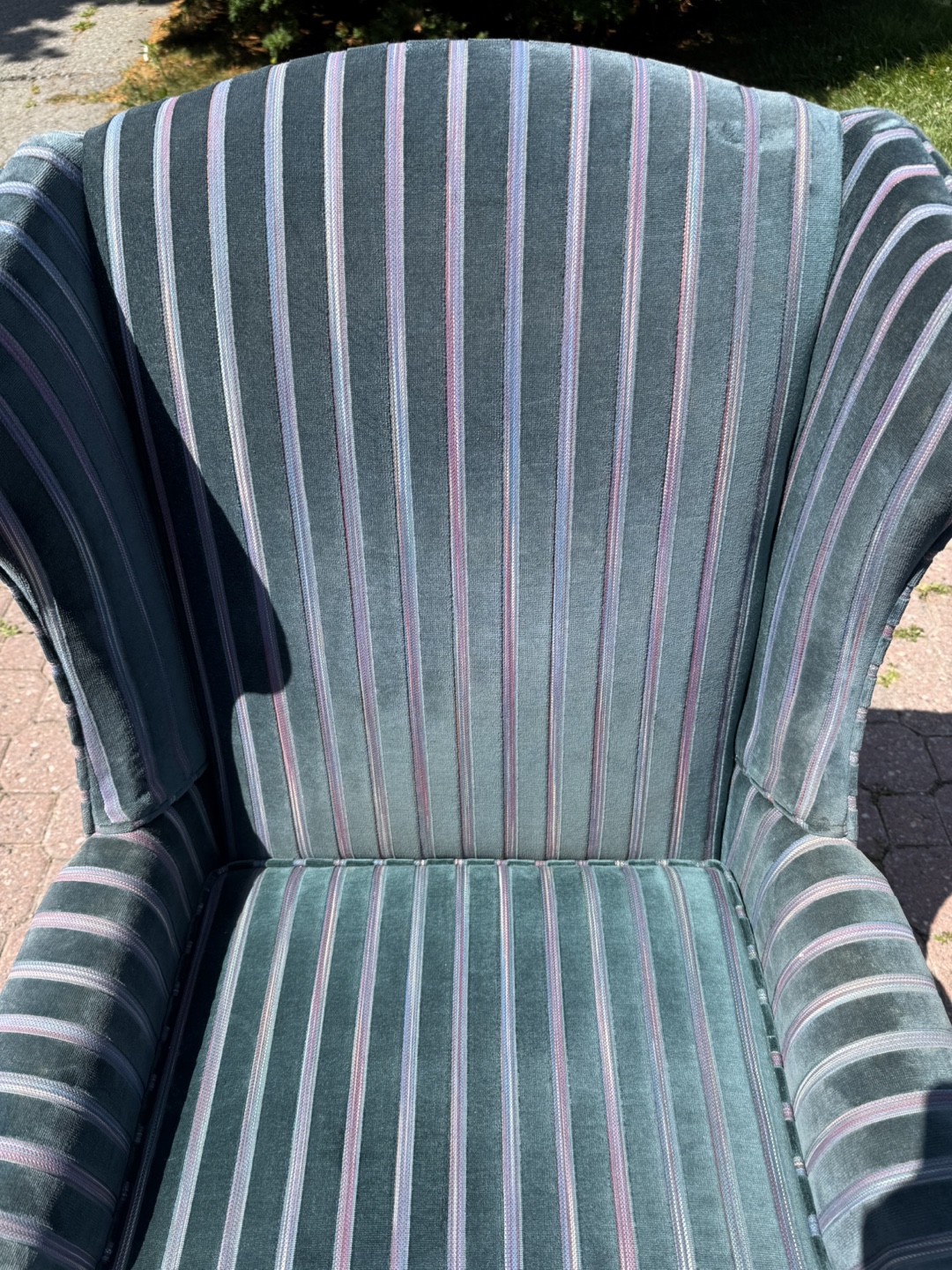 Kroehler Wingback Chair - photo 5