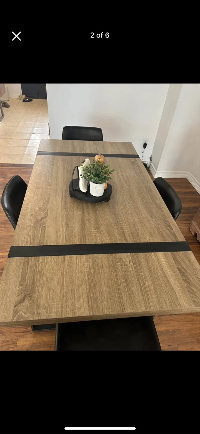 Dining Set - Table and Set of 4 chairs image indicator(2)