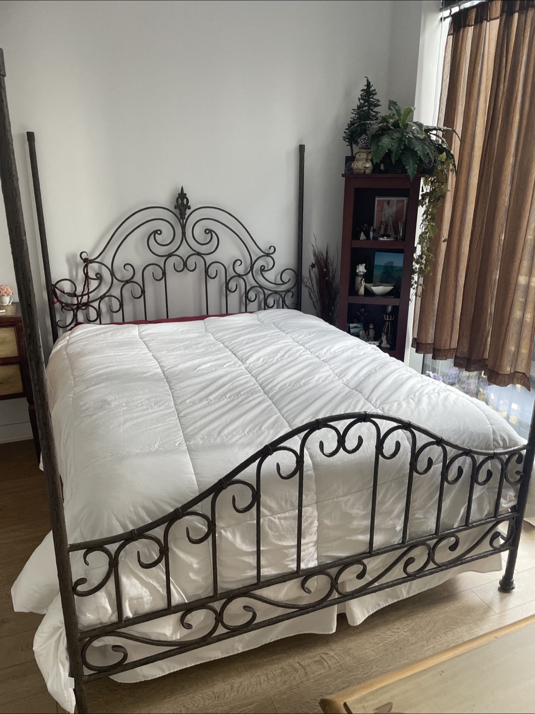 Metal Canopy Bed Frame