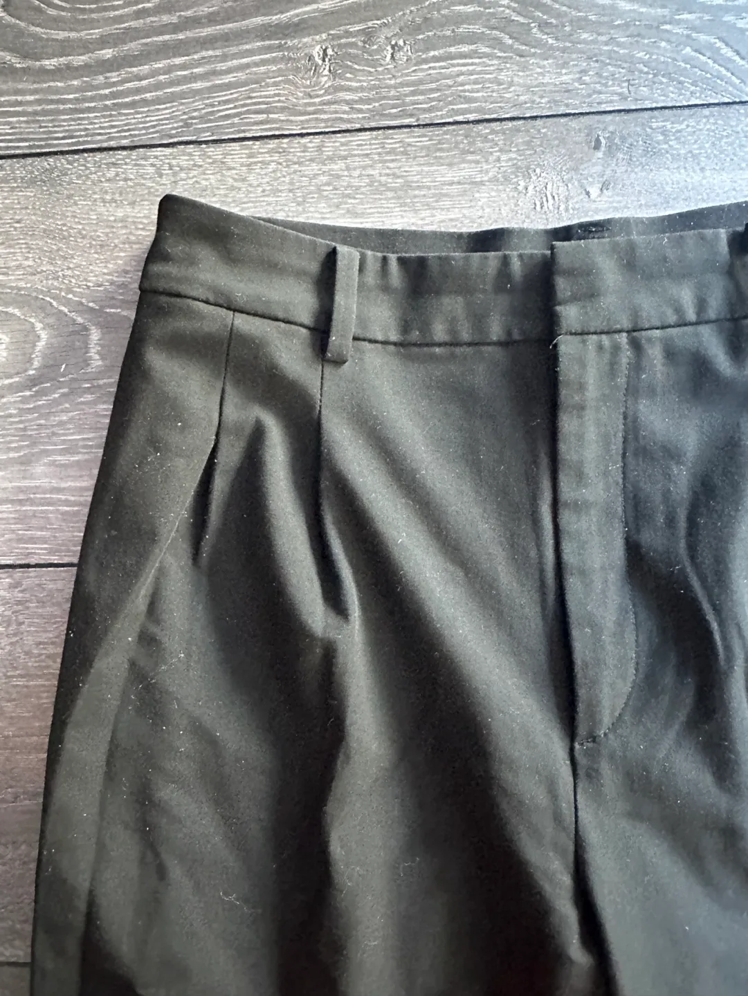 UNIQLO Wide-Leg Black Trousers thumbnail