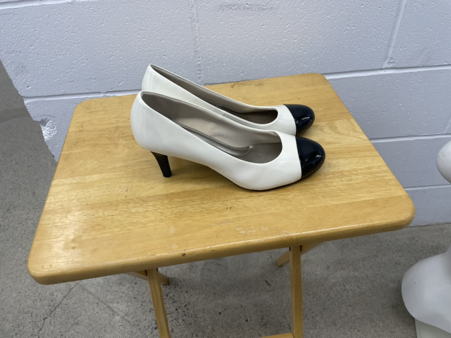Comfort Plus White & Black Heels - photo 3