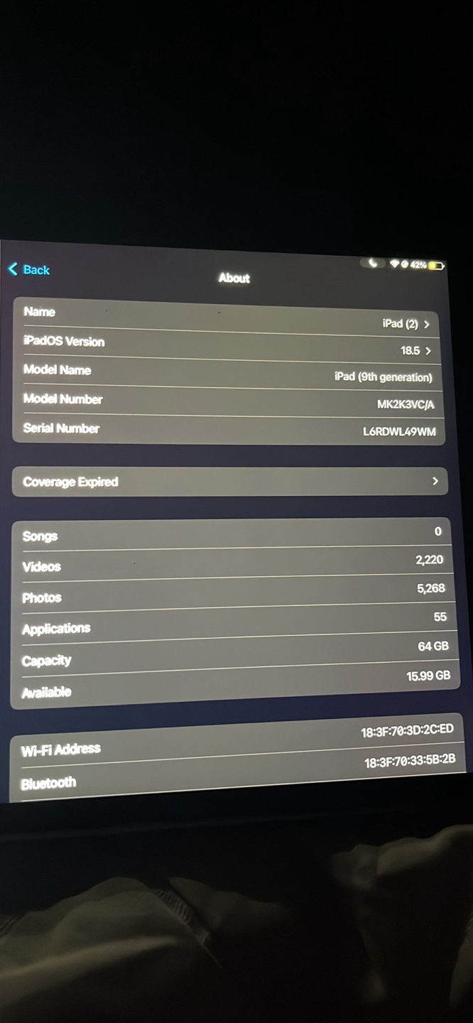 iPad 9th Gen (64GB) + Keyboard & Screen Protector - photo 2