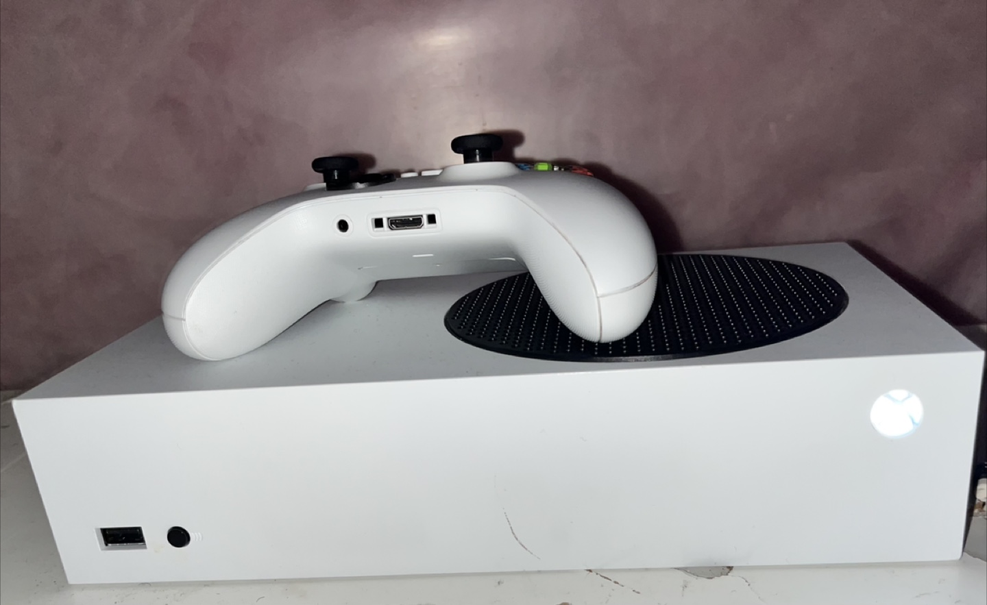 Xbox Series S  Excellent Condition - photo 2