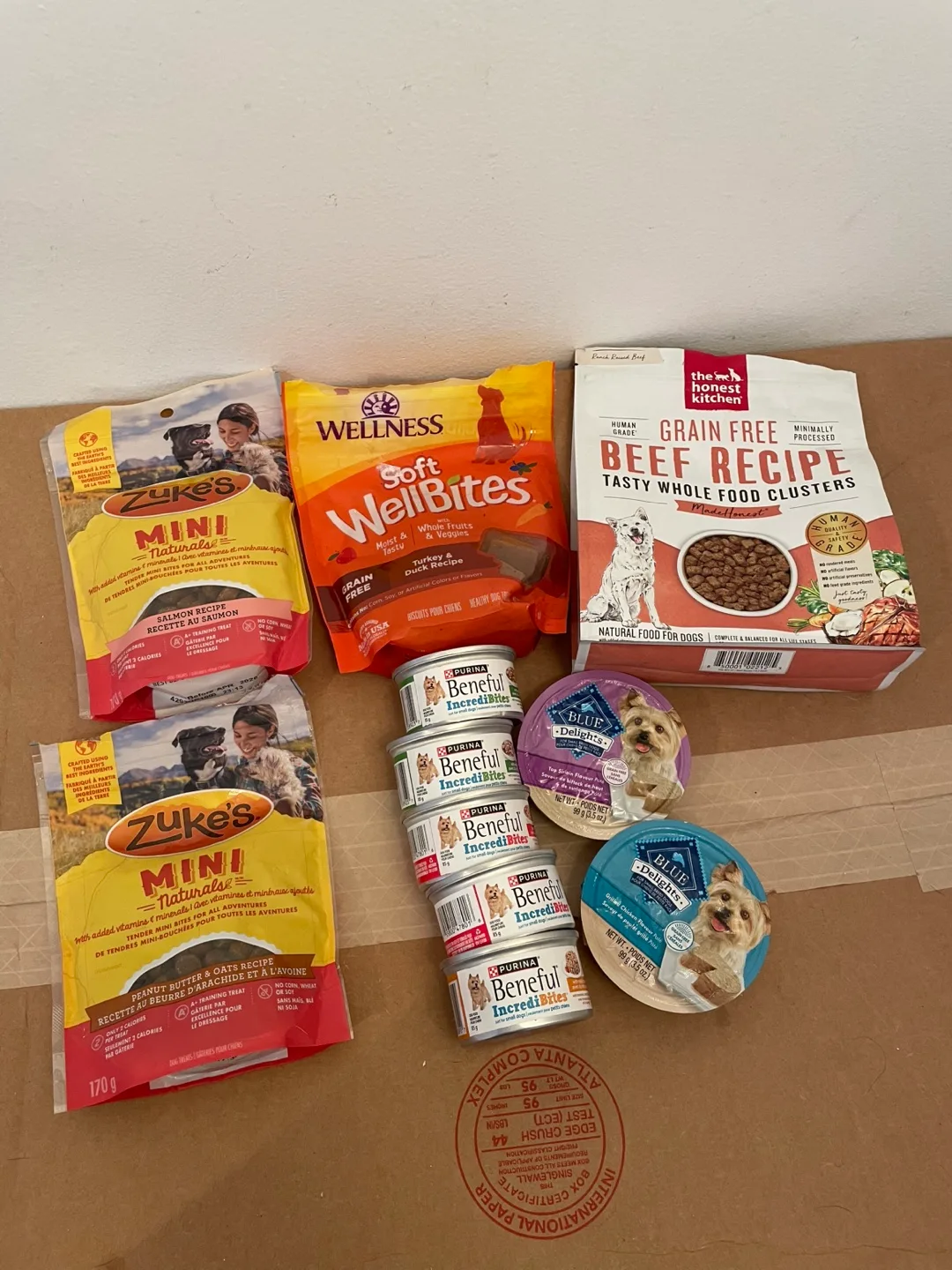 Dog Treats & Wet Food Lot thumbnail