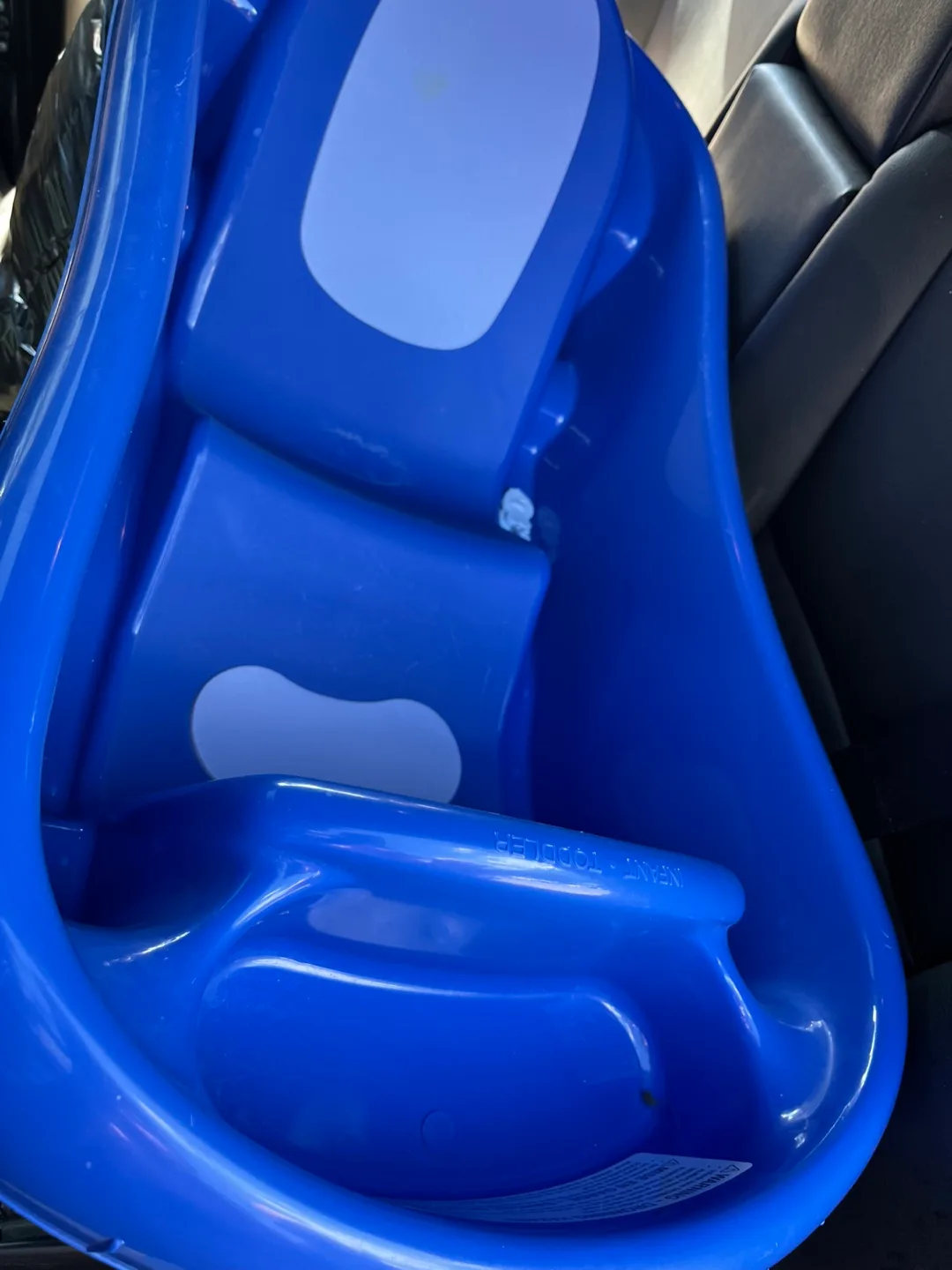 Blue Infant to Toddler Tub thumbnail