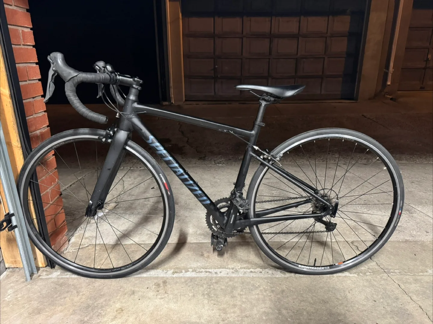 Specialized Road Bike - Black thumbnail