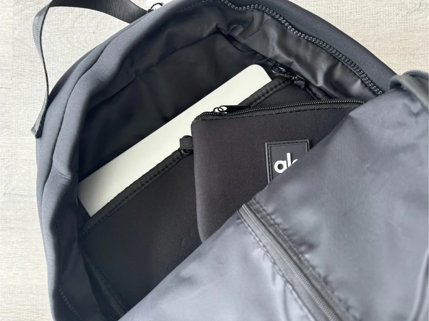 ALO Stow Backpack - Black image indicator(4)