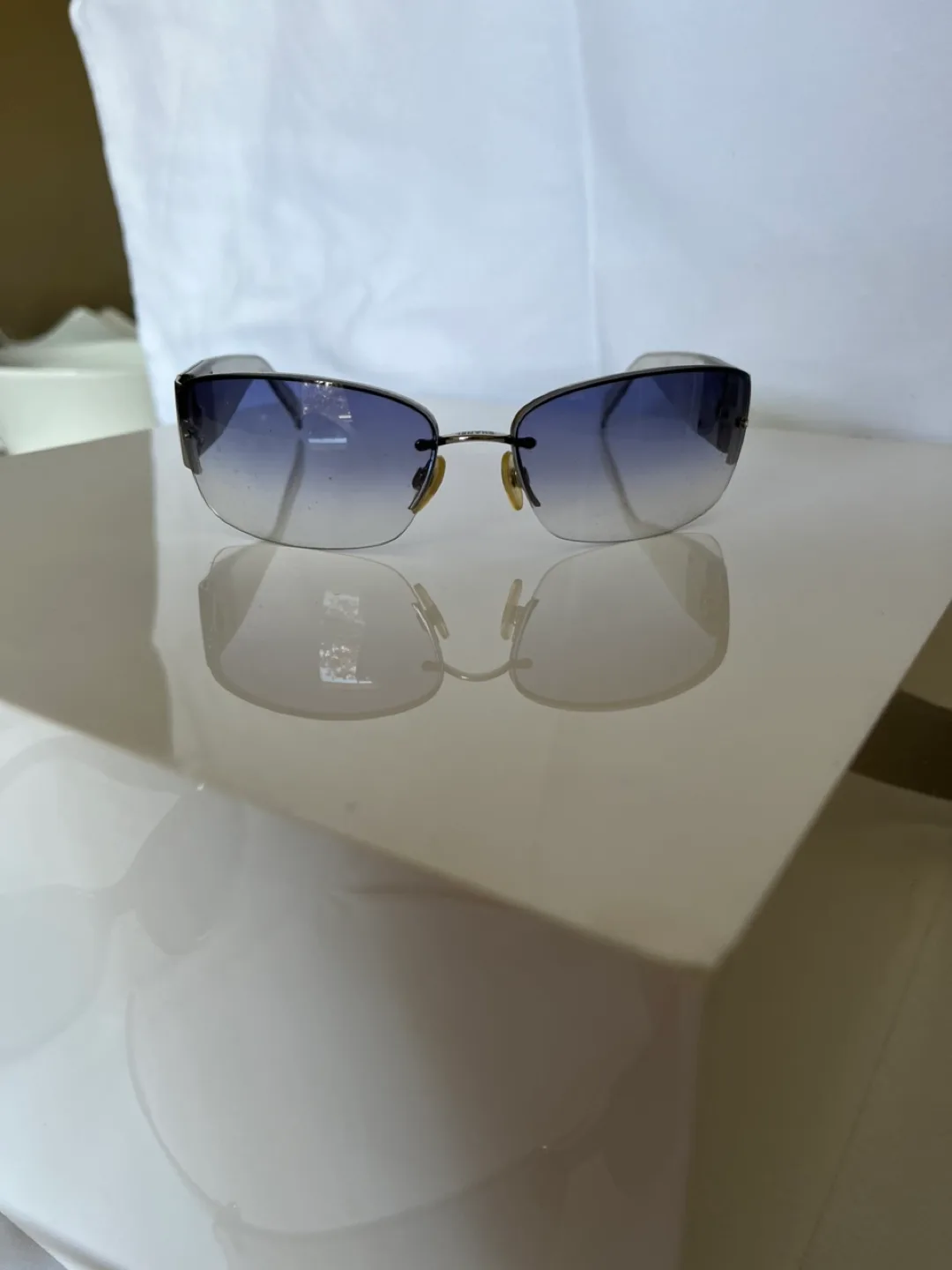 Dior Shield Sunglasses image indicator(9)