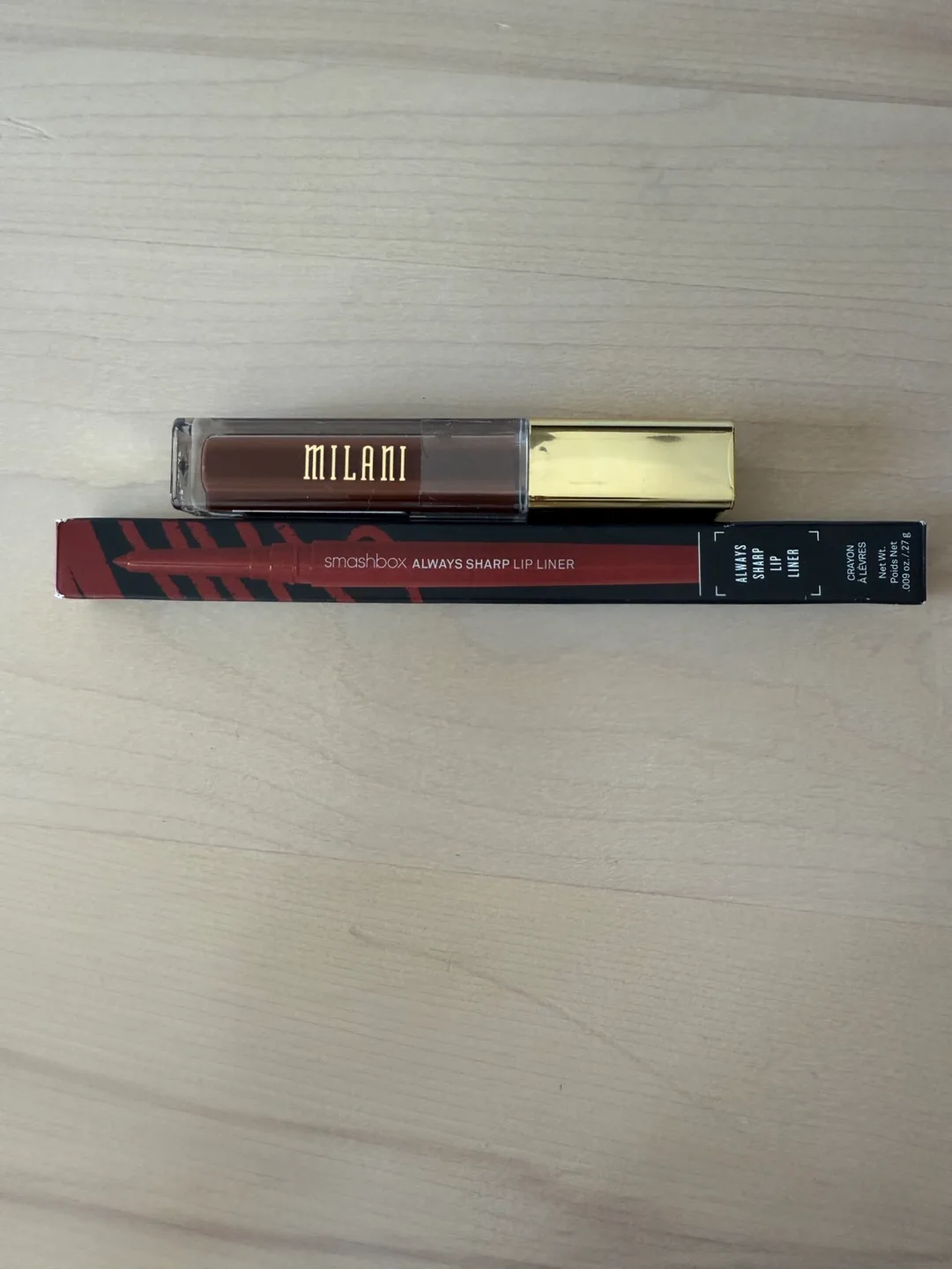 Milani Lip Gloss & Smashbox Lip Liner thumbnail