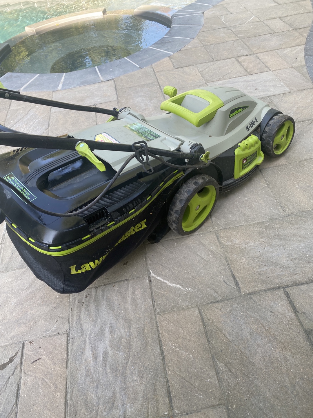 LawnMaster 18" 3-IN-1 Electric Lawn Mower