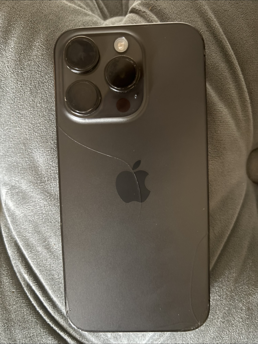 iPhone 15 pro, Black - photo 2