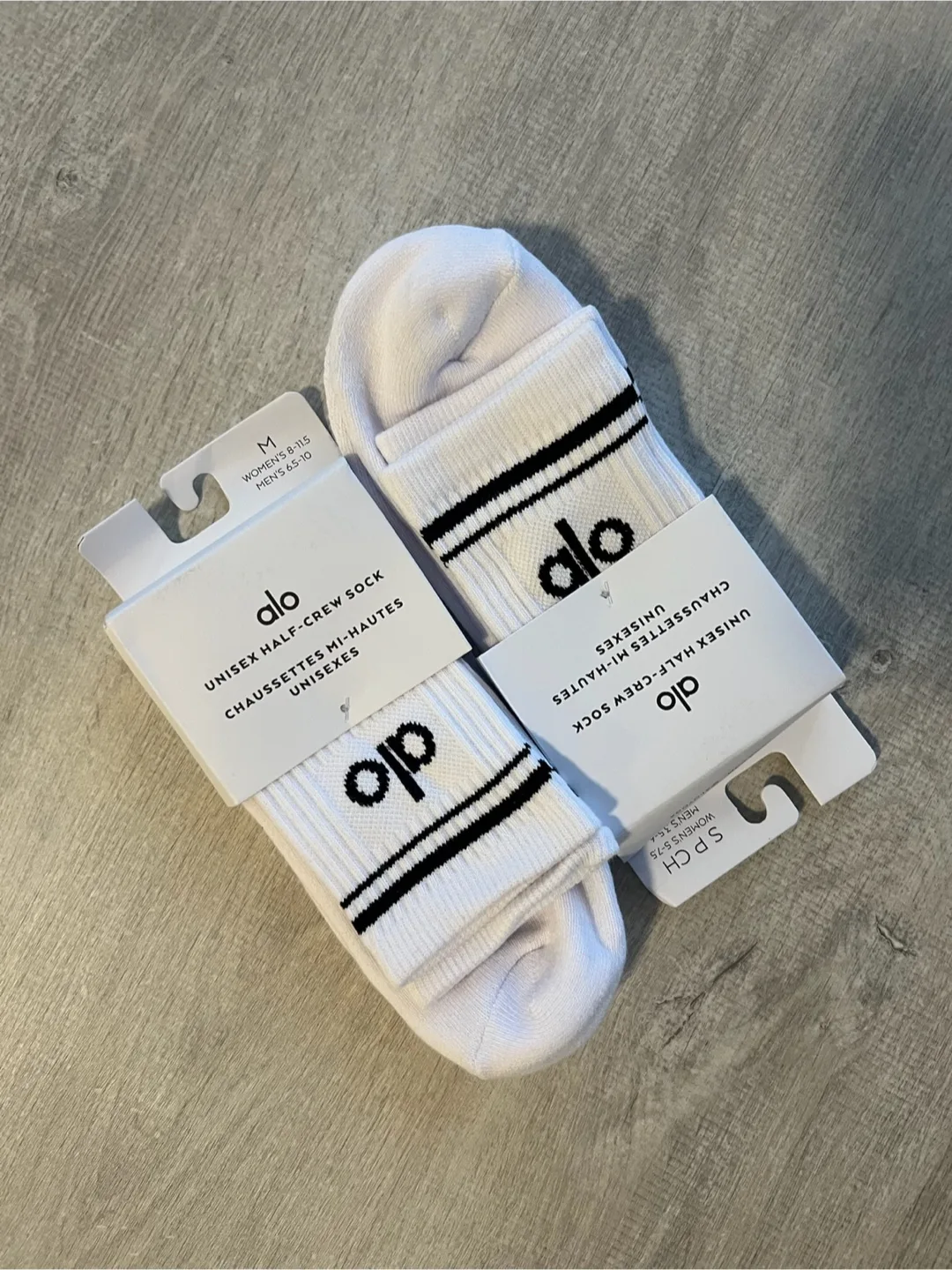 New Alo Unisex Half-Crew Socks image indicator(2)