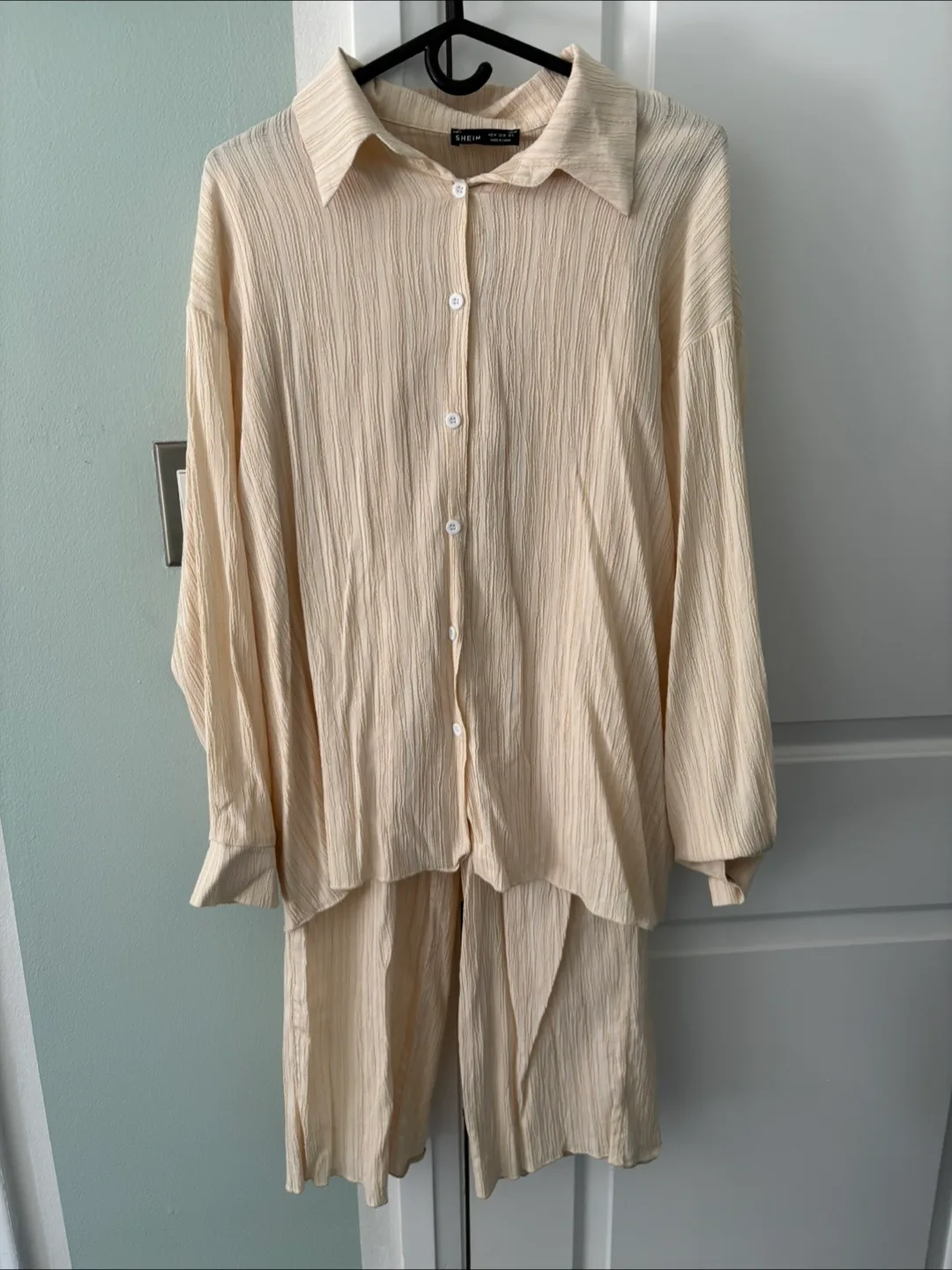 SHEIN Cream Two-Piece Co-ord Set - Size M thumbnail