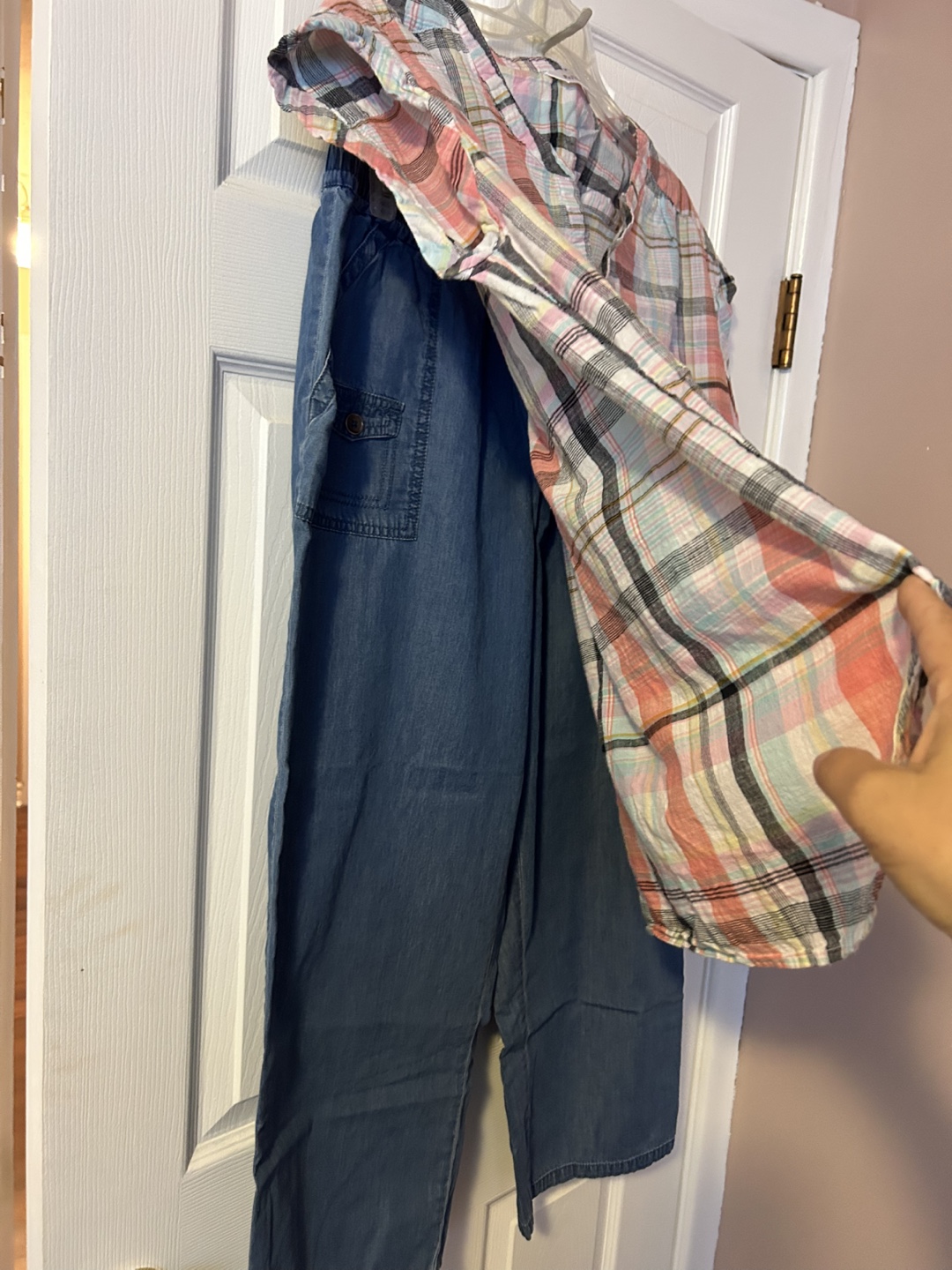 Light weight Jean Capris and Plaid Shirt - photo 3