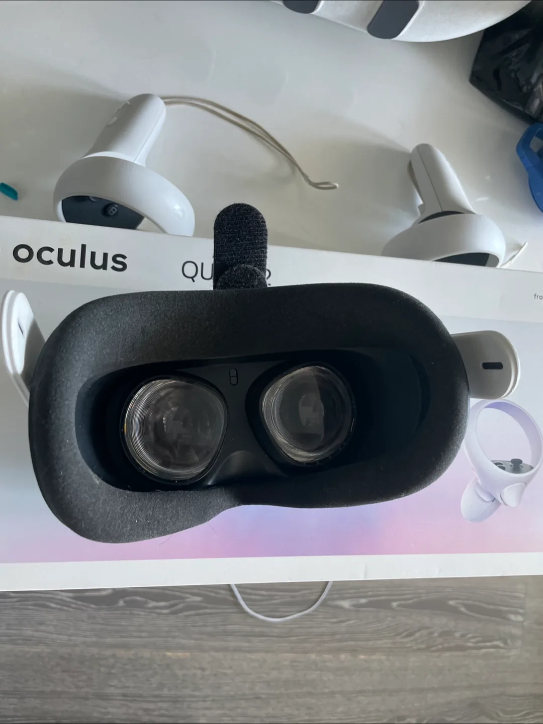 Oculus Quest 2 VR Headset image indicator(4)