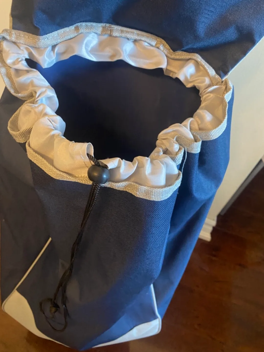 Rolling Shopping Cart - Blue & White image indicator(3)