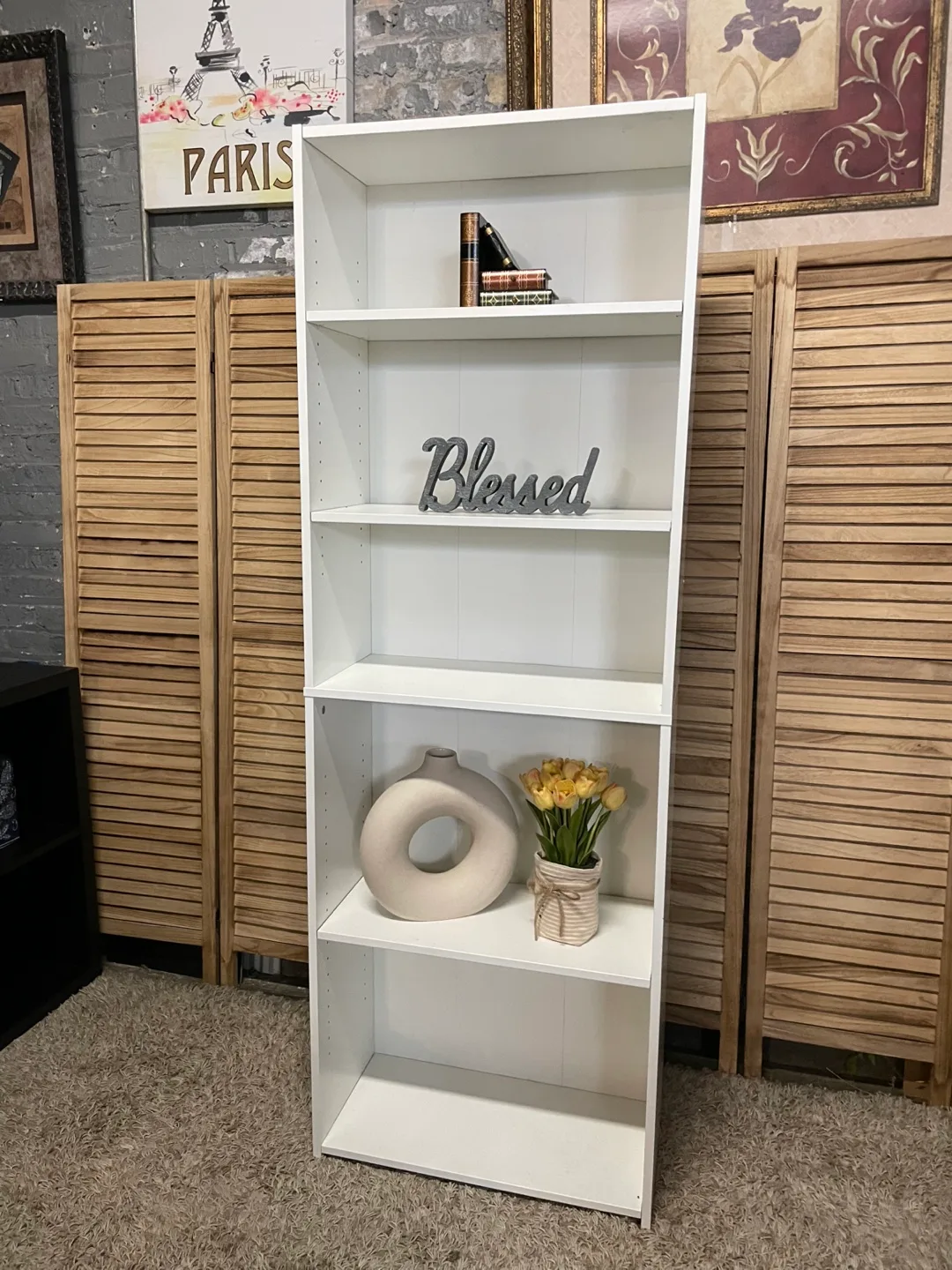 White Bookshelf thumbnail