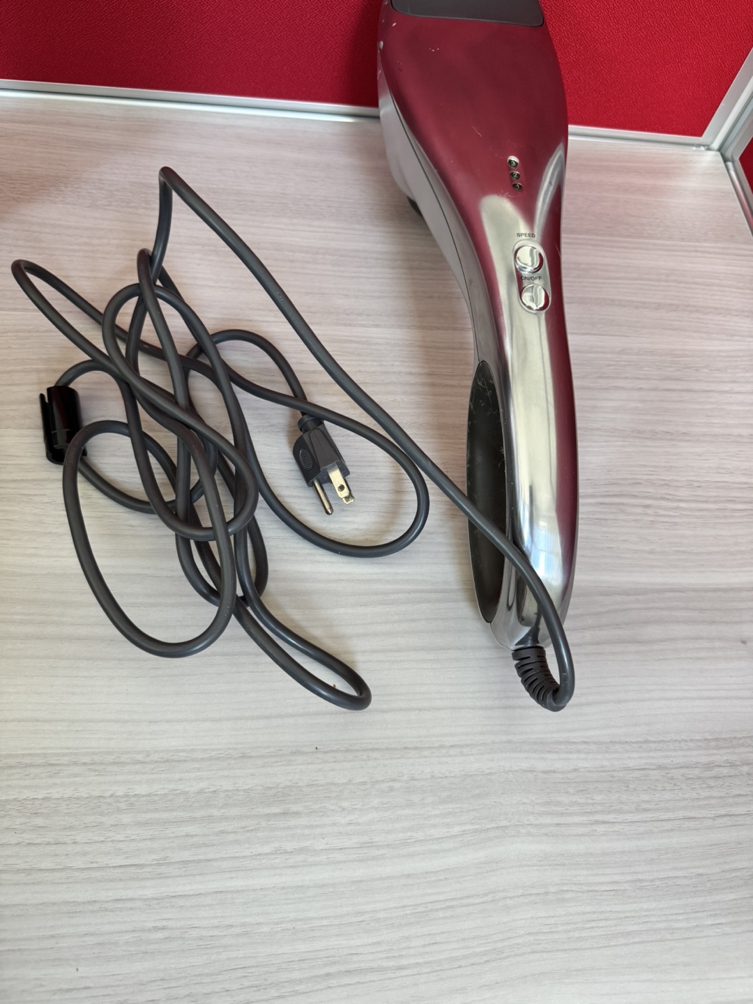 Brookstone Max Massager with Case - photo 4