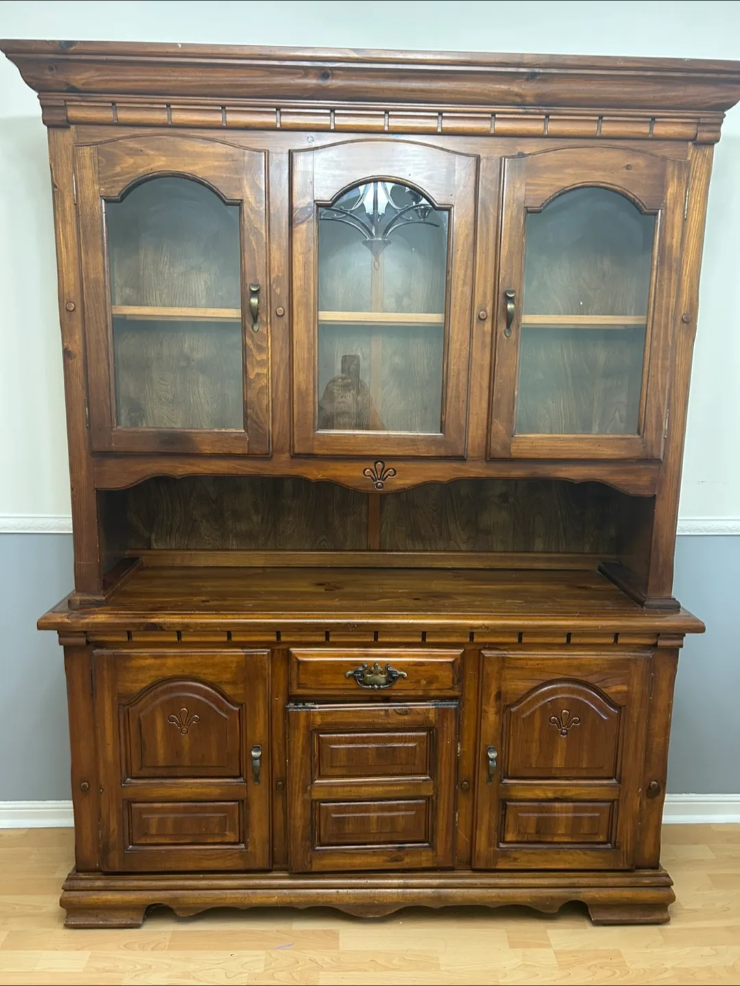 China cabinet thumbnail