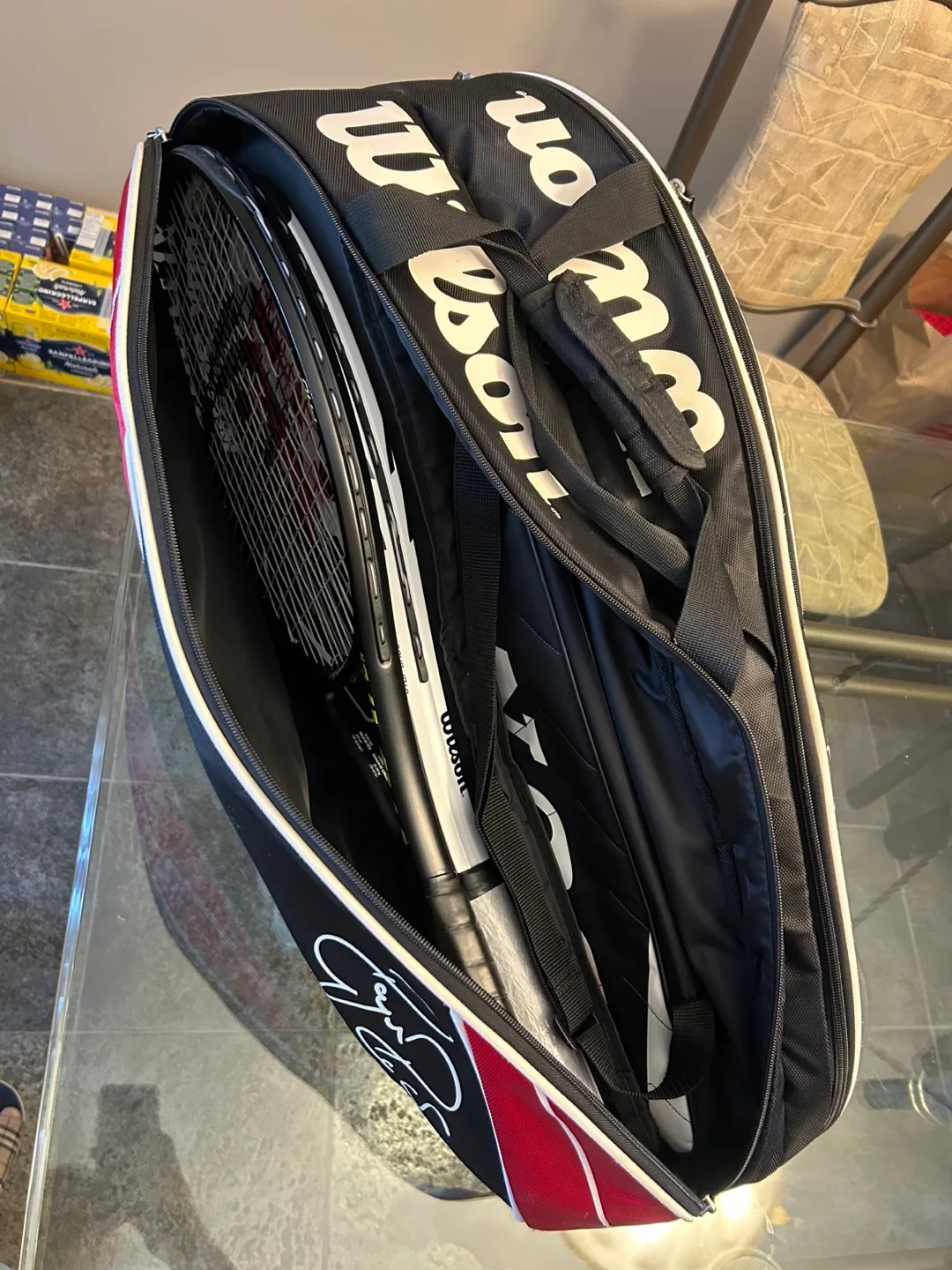 Wilson Roger Federer 8-Racket Tennis Bag image indicator(5)
