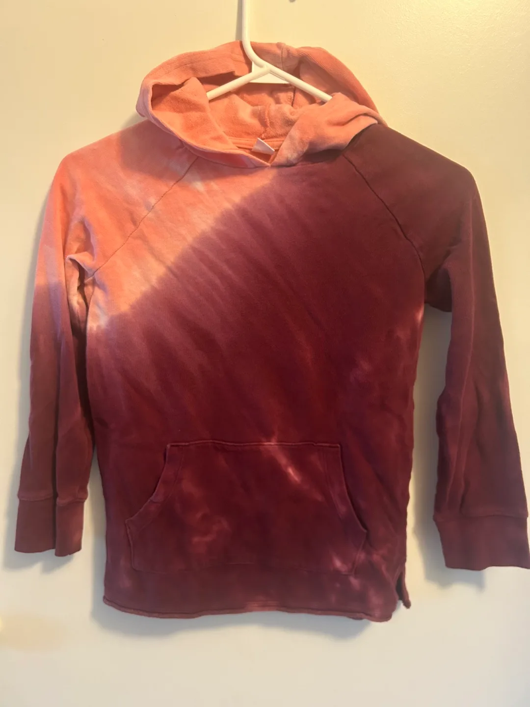 Girls Old Navy Tie-Dye Hoodie thumbnail