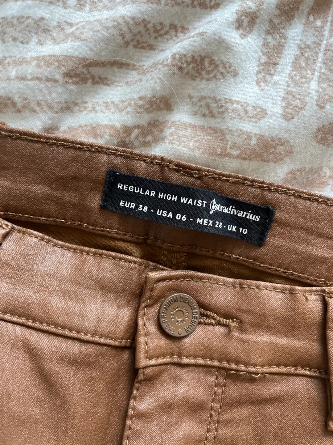 Regular High Waist Pants, Size 6 image indicator(3)