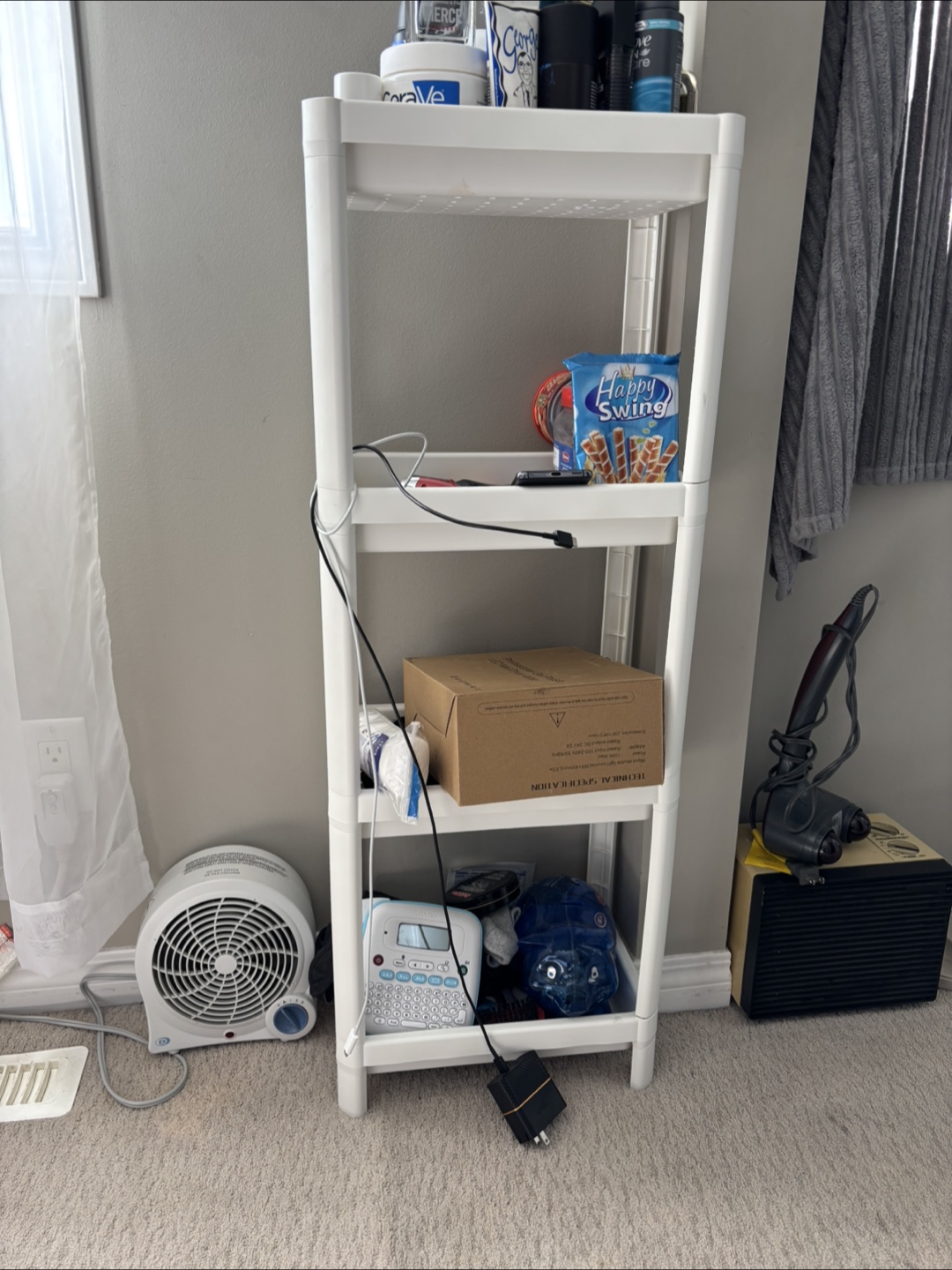 White Plastic 4-Tier Shelf