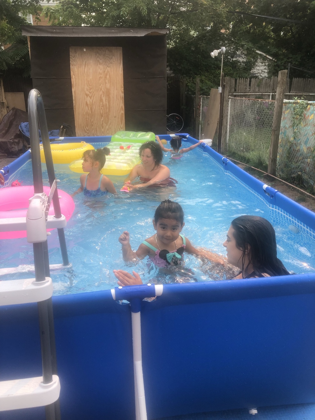Intex swimming pool - photo 2