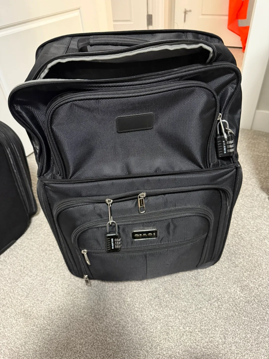 Biaggi ContempoCarry-on Suitcase - Black thumbnail