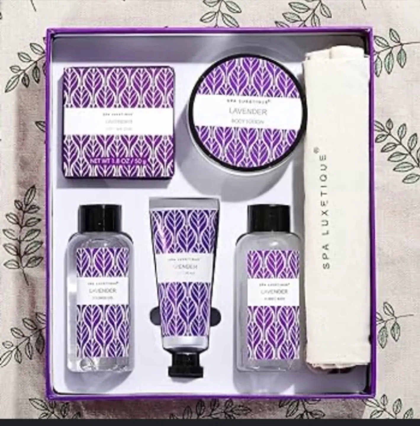 Spa Luxetique Lavender Spa Gift Set - New image indicator(3)