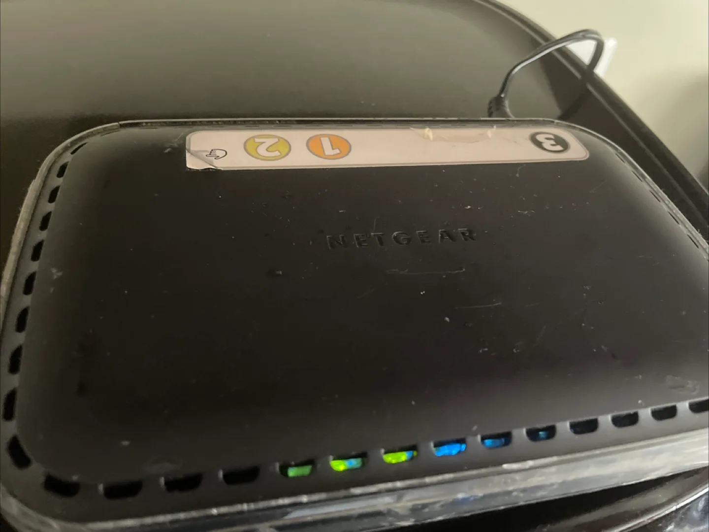 Netgear RangeMax 150 Wireless Router WNR1000 image indicator(3)