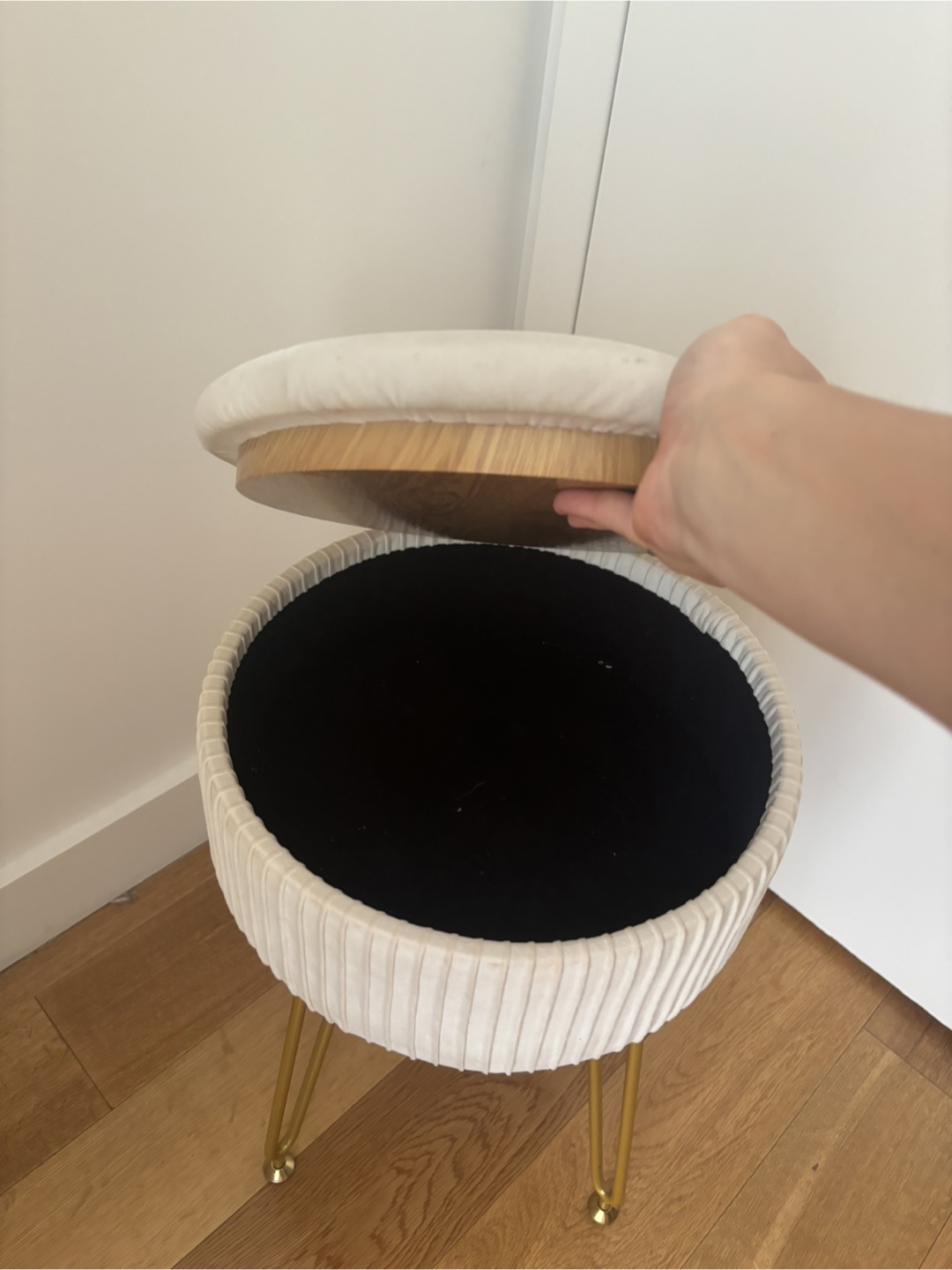 Round Ottoman Stool - Ivory & Gold - photo 3