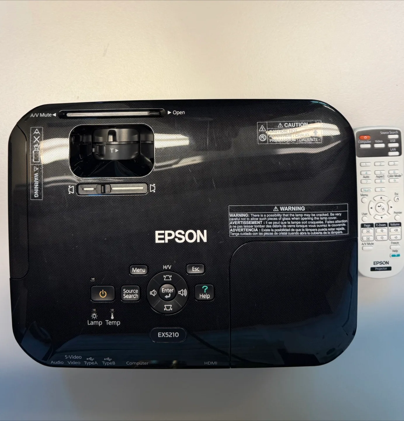 Epson EX5210 LCD Projector with Remote and bag thumbnail