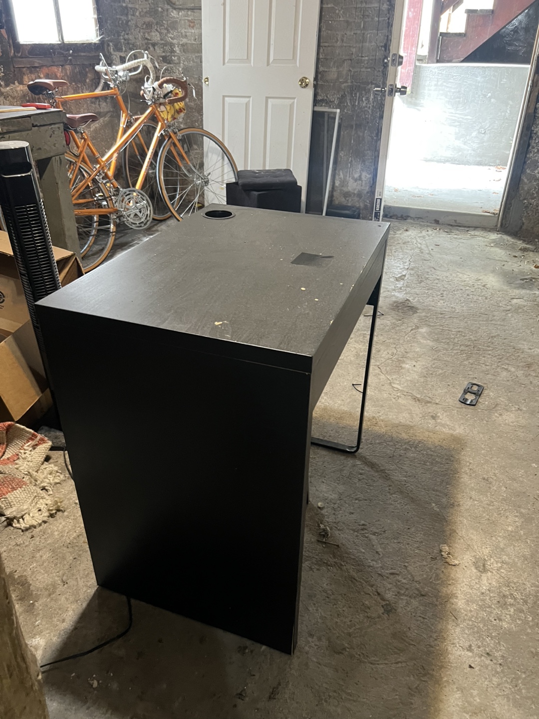 Black IKEA desk - photo 2