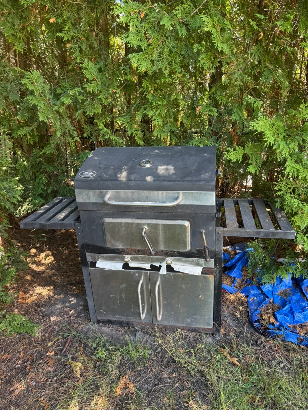 North American Outdoors charcoal Grill thumbnail