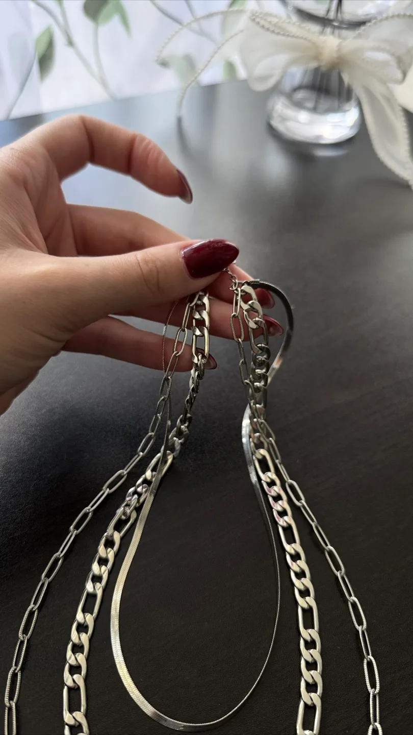 Layered Silver Chain Necklace Set thumbnail