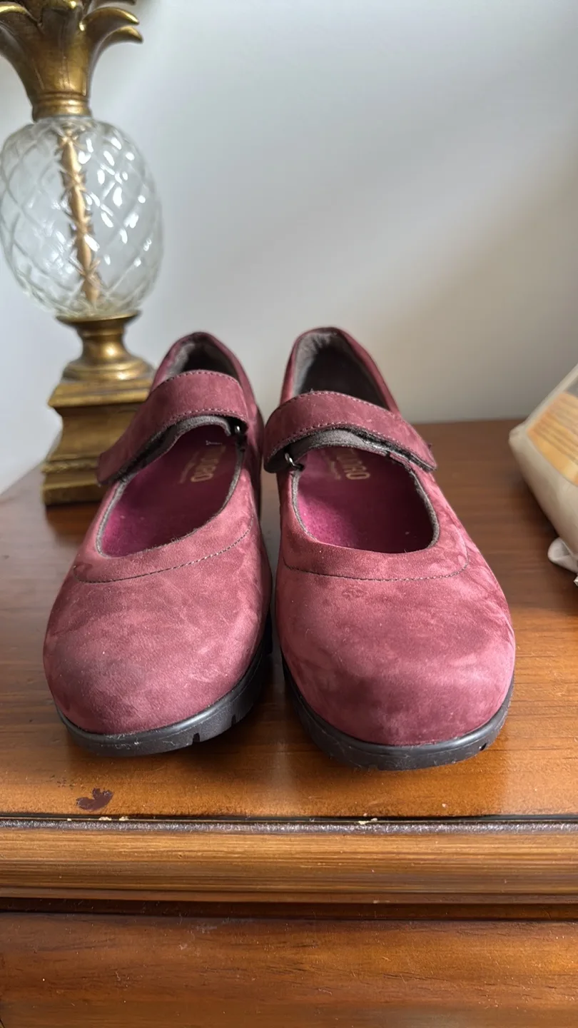 Waldlaufer Burgundy Mary Jane Shoes Size 8.5 image indicator(3)