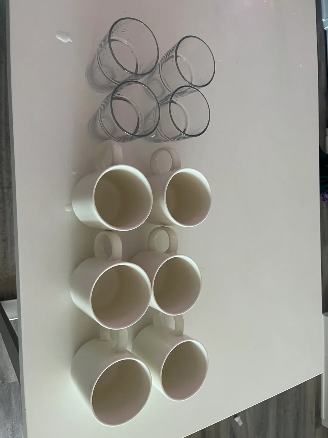Set of 6 Mugs and 4 glasses thumbnail
