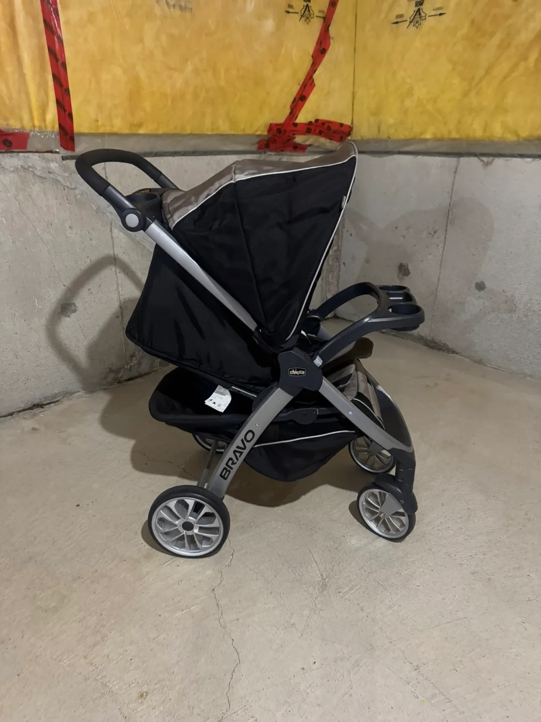 Stroller for kids ages 2-5 - Used - Good condition image indicator(4)