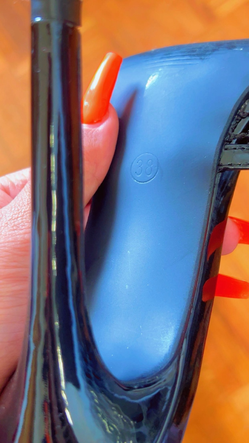 Black Heels - Size 38 - photo 4