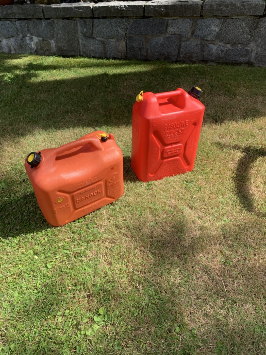 Red Gas Can 20-23 L